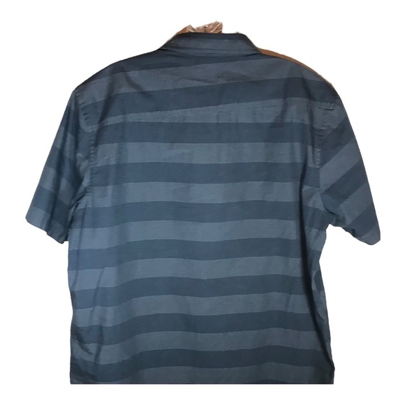 Oakley shirt men’s L blue gray striped short sleeve button front casual - Picture 6 of 8